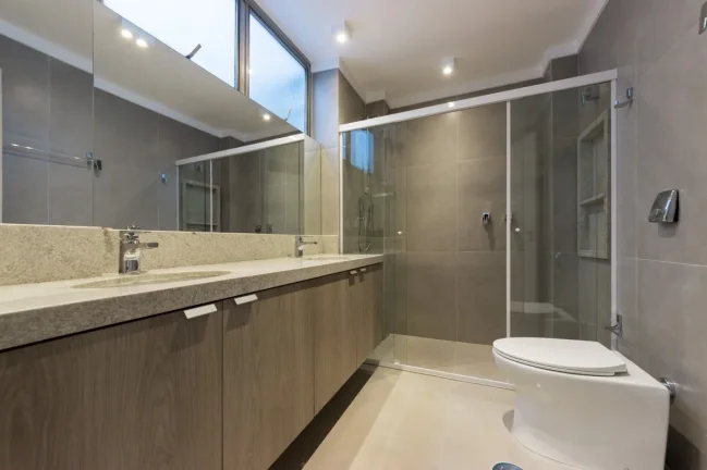 Imagem Apartamento Jardim Paulista - 212M², Reformado, 4 Dorms, 1 Suíte, 2 Vagas Determinadas, Lavabo, Banheiro de Serviço.
