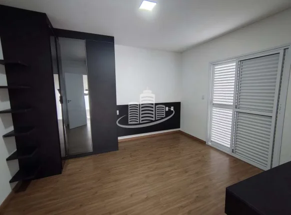 Imagem Casa de Condomínio