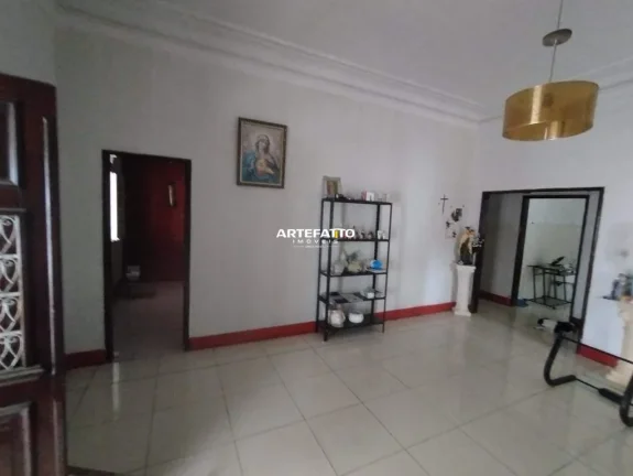 Imagem Casa Grade Ideal para Família Grande e ou Comércio - No Coração do Espinheiro
