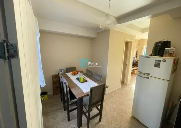 Imagem Casa 3 dormitórios no bairro Camaquã próximo ao Zaffari Cavalhada