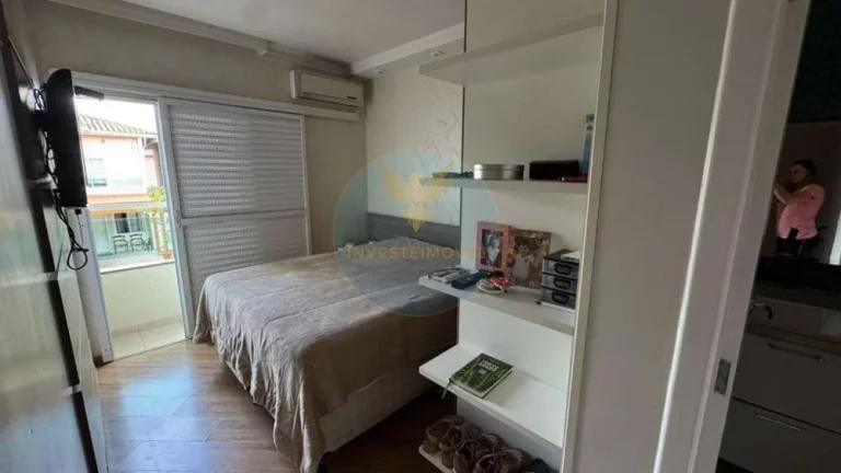 Imagem Casa em Condomínio a Venda no bairro Granja Viana - Cotia, SP