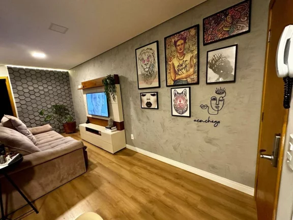 Imagem Apartamento com 2 dormitórios para alugar, 53 m² por R$ 2.359/mês - Vila Humaitá - Santo André/SP
