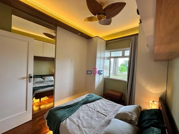 Imagem Apartamento Porteira fechada Frente Praia com 1 dormitório à venda, 67 m² por R$ 710.000 - Gonzaga - Santos/São Paulo
