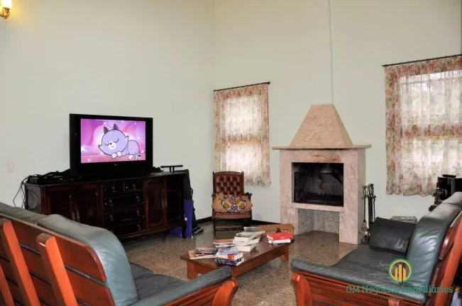 Imagem Casa com 4 dorms. ( 2 suítes ) - Resid. Vila Verde