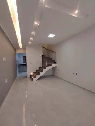 Imagem Sobrado com 2 dorms, Caiçara, Praia Grande - R$ 375 mil, Cod: 2376