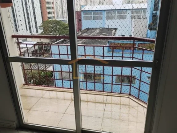 Imagem Apto semi mobiliado, 3 dormitórios, com armários, sendo 1 suíte, sala 2 ambientes, sacada, 3 banh...
