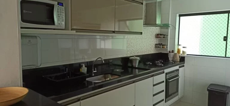 Imagem Apartamento com 3 dormitórios à venda, 94 m² - Tombo - Guarujá/SP