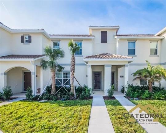 Imagem Casa com piscina totalmente mobiliada por US$550.000,00 (Dólar Americano) em Kissimmee - Flórida/EUA