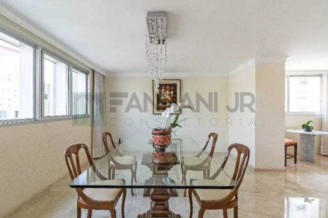 Imagem Espetacular apartamento à venda no Itaim Bibi, São Paulo-SP: 3 quartos, 3 suítes, 3 salas, 4 banheiros, 3 vagas de garagem, 268m².