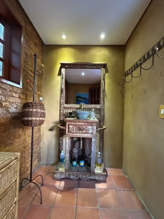 Imagem Casa à venda no Pacaembu São Paulo SP com 455m² de área construída, 5 dormitórios (4 suítes) e 6 vagas de garagem