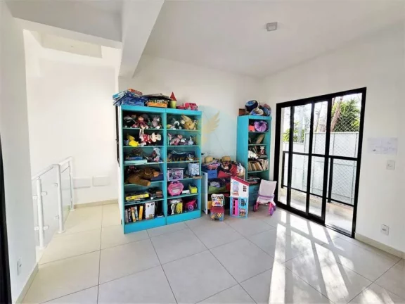 Imagem Casa em Condomínio a Venda no bairro Granja Viana - Cotia, SP