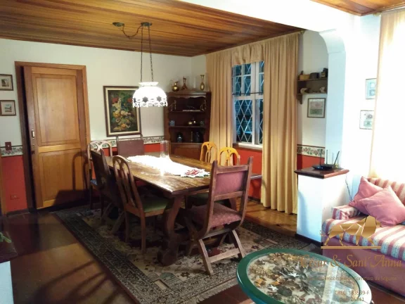 Imagem Casa a 100m da praça do Capivari para até 25 pessoas