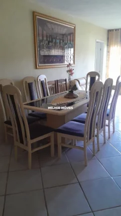 Imagem Casa com 06 dormitórios no Bairro Itacolomi - Balneário Piçarras - SC