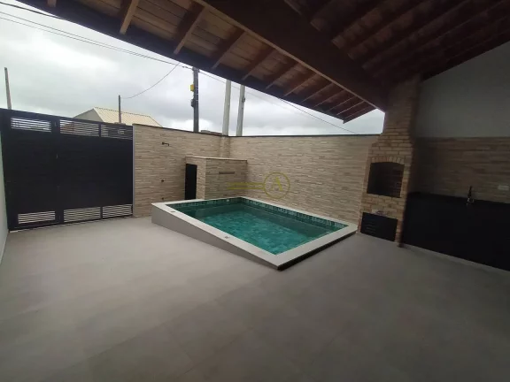 Imagem Casa nova e moderna, com Piscina à venda em Peruíbe