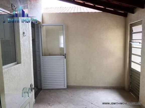 Imagem Sobrado Cond. fechado 2 dorms, quintal coberto, 2 vagas! Cotia