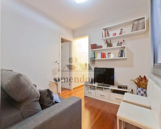 Imagem Apartamento bem conservado e repleto de armários, living para 02 ambientes, terraço, 03 dormitóri...