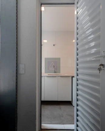 Imagem More no Centro próximo ao Shopping Curitiba - 3 quartos (1 suíte).
