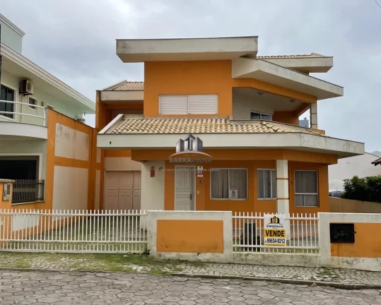 CASA RESIDENCIAL em Barra Velha - SC, Centro