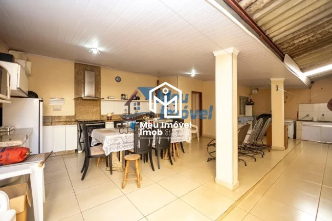 Imagem Quadra 37 conjunto B Casa 4 Quartos 1 Suíte 3 Vagas 200m² Armários planejados