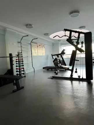 Imagem Apartamento mobiliado com 2 dormitórios sendo 1 suíte e 2 vagas de garagem na Praia Brava - Itajaí
