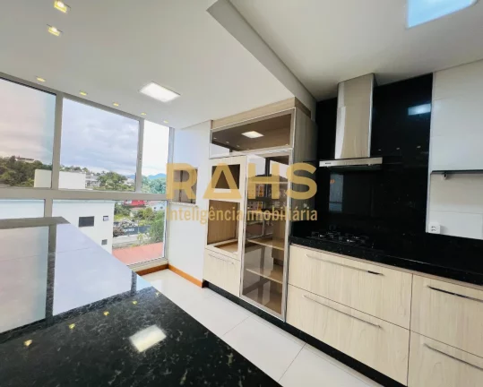 Imagem Excelente apartamento 1 suíte mais 2 quartos no Bairro América em Joinville - SC por R$890.000,00....