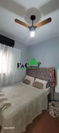 Imagem Casa para Venda em Limeira, Vila Labaki, 3 dormitórios, 2 banheiros, 2 vagas