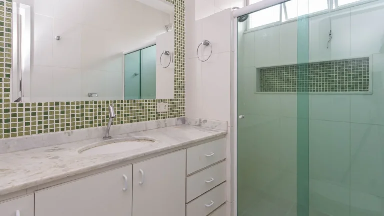 Imagem Apartamento 71M², 2Q, 1 Suíte, 2 Banheiros, Playground, Armários.