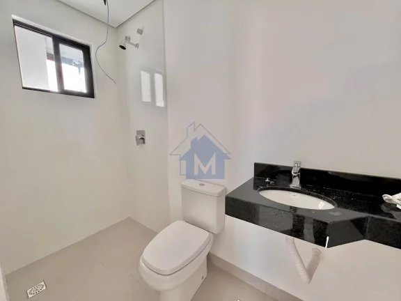 Cobertura Nova, Ampla Sala, Sacada Gourmet, no Centro!