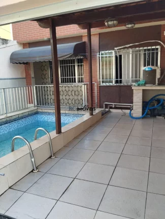 Imagem Casa a Venda no bairro Colubandê - São Gonçalo, RJ
