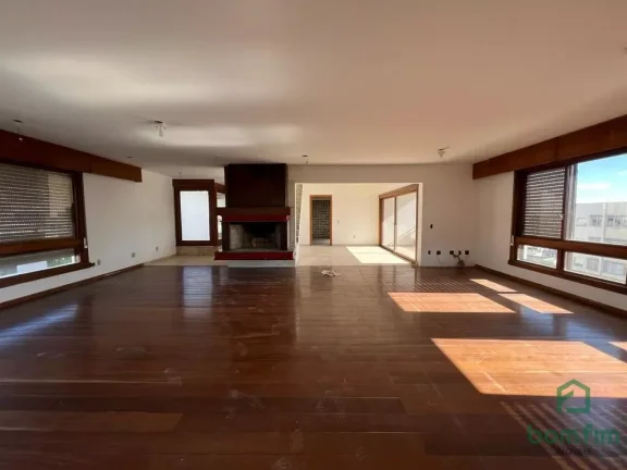Imagem Triplex Chácara Mostardeiro