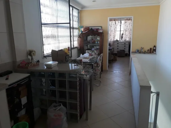 Imagem Casa Alto Padrão para Venda em Rio de Janeiro, Campo Grande, 5 dormitórios, 2 suítes, 6 banheiros, 3 vagas