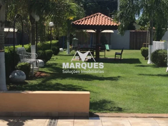 Imagem Belíssima Chácara à Venda  1.200m² de Lazer e Conforto!