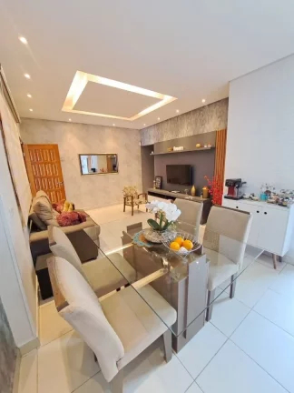 Imagem Casa com 3 dormitórios à venda, 85 m² por R$ 720.000 - Villa Branca - Jacareí/SP