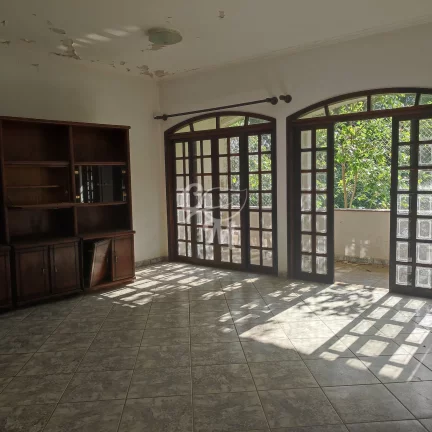 Chácara com 6.300m²