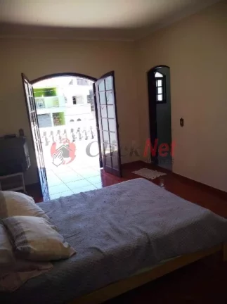 Imagem Sobrado 3 dorms c/ suite ,varanda , Quintal grande, Edícula, 2 vagas bairro Jardim Las Vegas em Santo André.