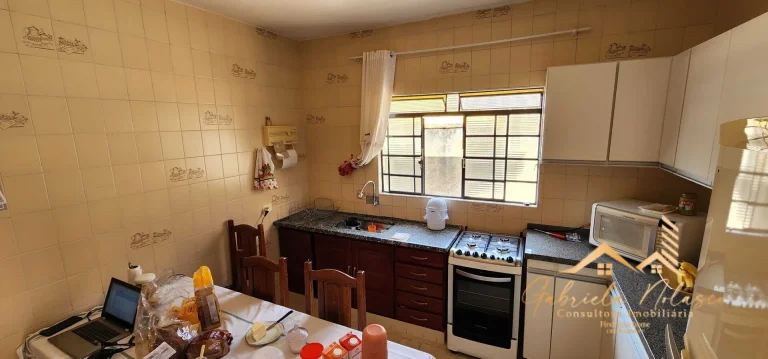 Imagem Casa Padrão de 3 dormitórios no Jardim do Lago