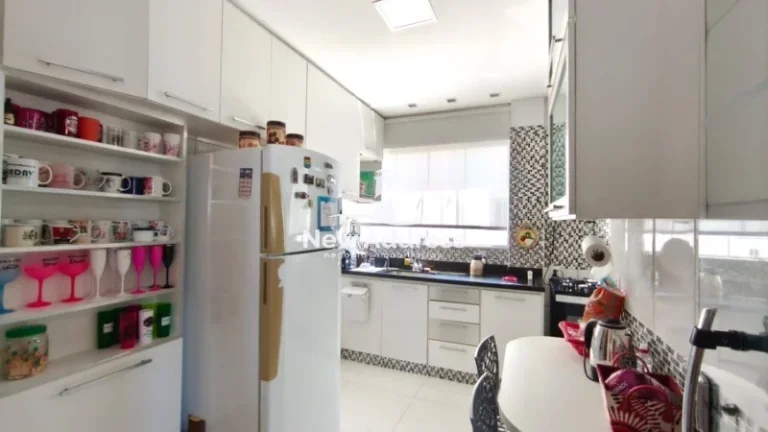 Imagem Apartamento amplo de 3 quartos transformados em 2 à venda em Coqueiral de Itaparica