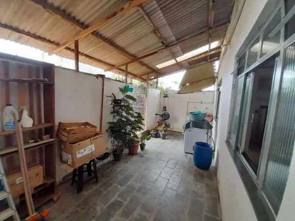 Imagem Casa à venda em Barbacena, Santo Antônio, com 2 quartos, 62,00m2
