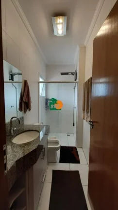 Imagem Apartamento para Venda em São Roque, Jardim Flórida, 3 dormitórios, 1 suíte, 3 banheiros, 2 vagas