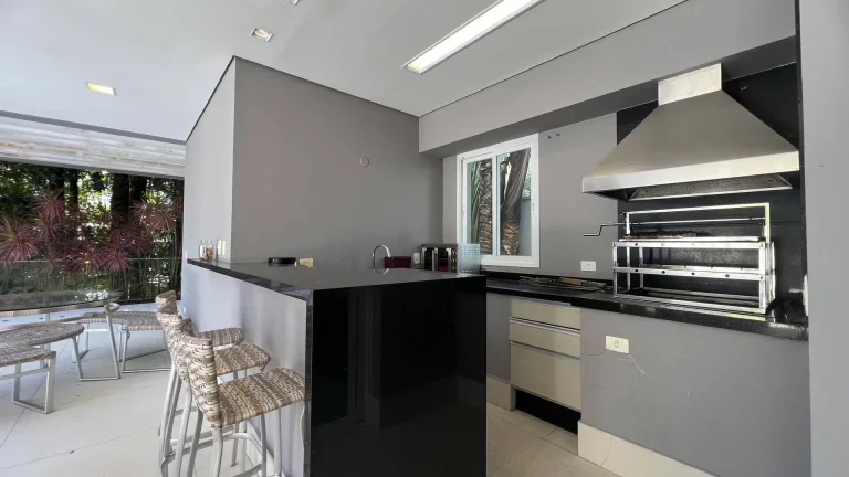 Imagem Casa Moderna e Decorada á venda na Riviera - Módulo 5