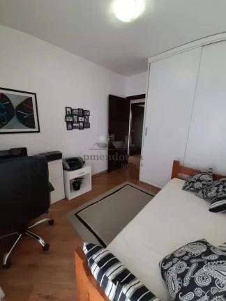 Imagem Apartamento no Sumaré com 3 quartos (01 suí­te) e 03 vagas, 136m2