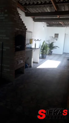 Imagem Casa à venda em São Paulo-SP, na Vila Carrao: 3 quartos, 1 sala, 2 vagas de garagem, 200m² de área!