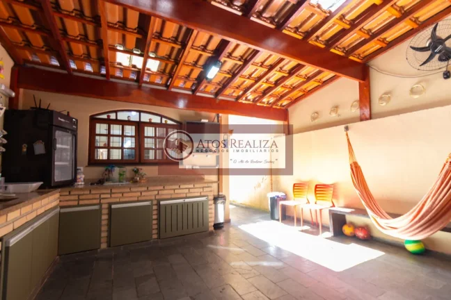 Imagem Vendo Sobrado 3 dormitórios, 1 Suíte com varanda, 2 vagas cobertas, Vila Campo Grande - SP por R$ 750.000 - Venda.