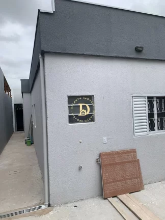 Imagem Casa - Santa Edwiges - São José dos Campos - 3 Dormitórios (1 Suíte) - 140m²