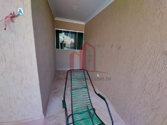 Imagem Espetacular casa à venda em Franco da Rocha-SP, Residencial Santo Antônio, 4 quartos, 1 suíte, 2 salas, 2 banheiros, 4 vagas.