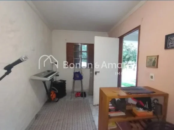 Imagem Excelente oportunidade de compra em Valinhos! Casa aconchegante localizada em um tranquilo condomín...