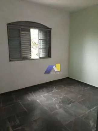 Imagem Casa com 3 Quartos para Alugar, 100 m² em Faisqueira - Pouso Alegre