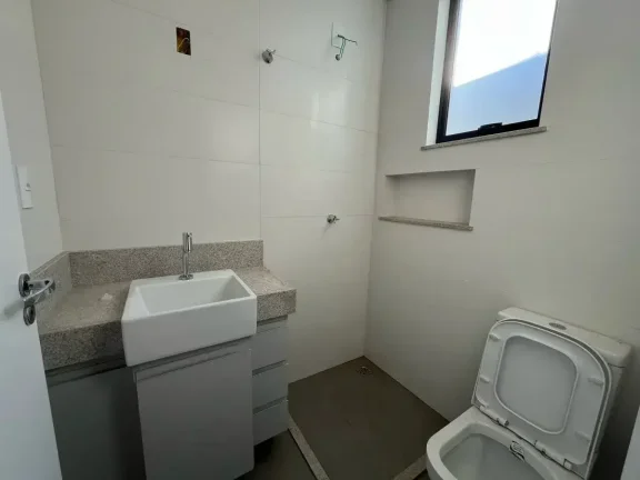 Imagem Casa Nova à Venda em Condomínio – Pronta para Morar!