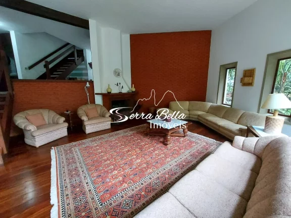 Imagem Casa com 6 dormitórios à venda, 410 m² por R$ 1.500.000,00 - Granja Guarani - Teresópolis/RJ