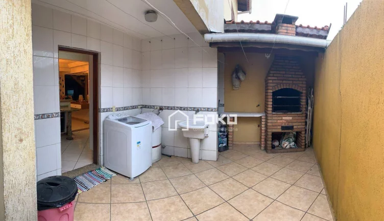 Imagem Sobrado com 3 dormitórios à venda, 180 m² por R$ 950.000,00 - Vila Moreira - Guarulhos/SP